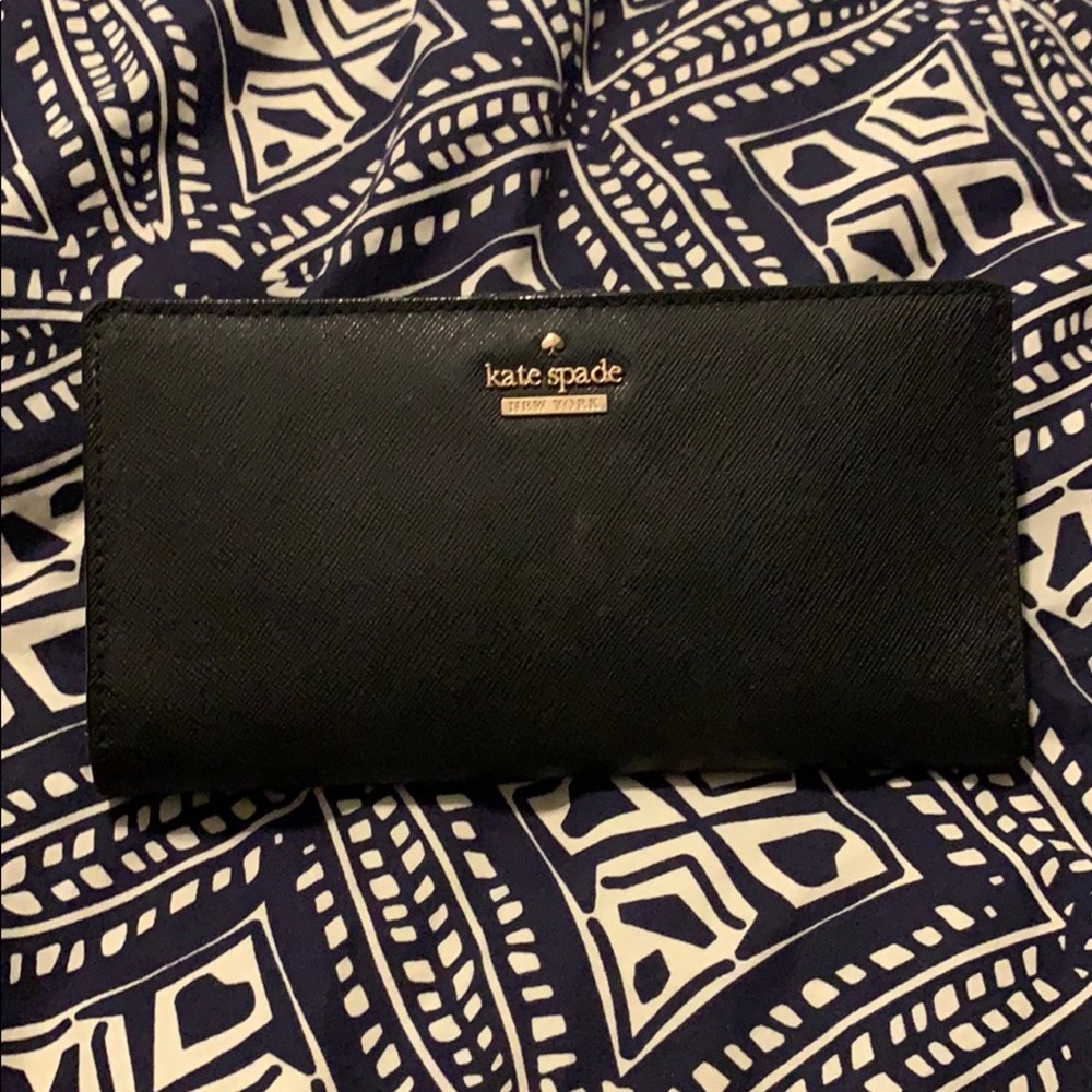 Black Kate Spade Cedar Street Stacy Wallet